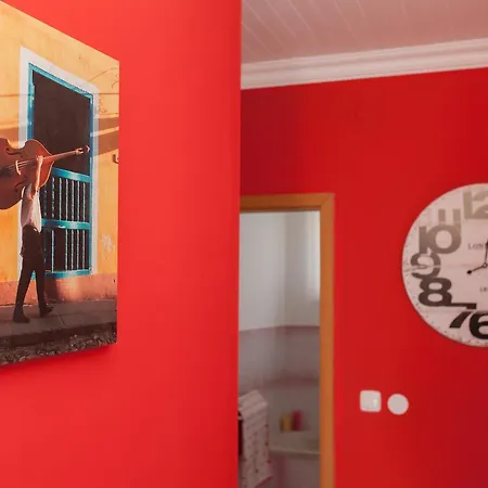 Jason's Modern Apartment *
